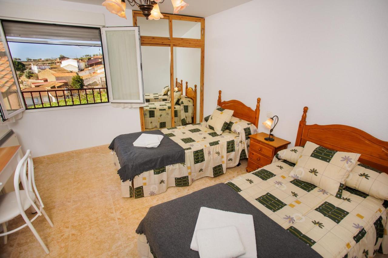 El Hogar Del Herrero Ahigal de los Aceiteros 外观 照片