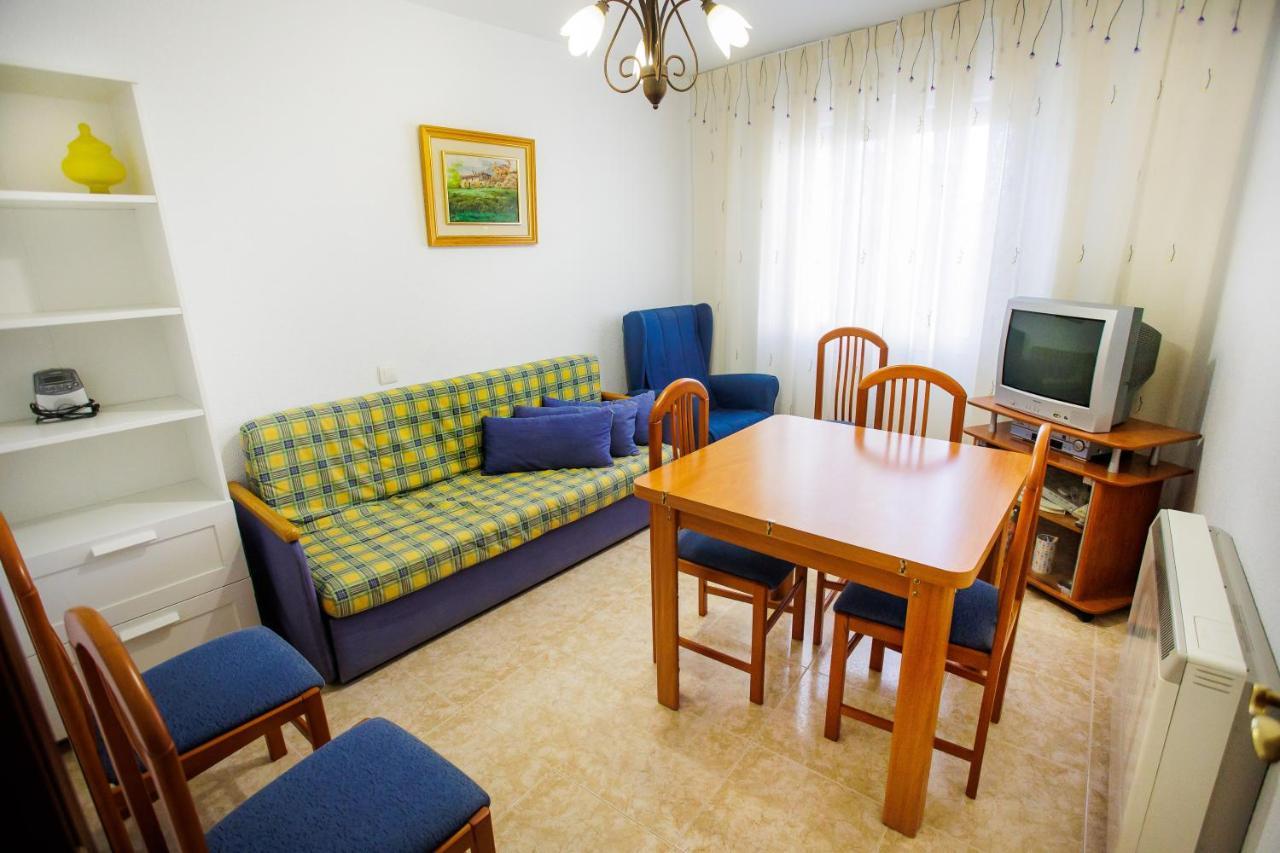 El Hogar Del Herrero Ahigal de los Aceiteros 外观 照片