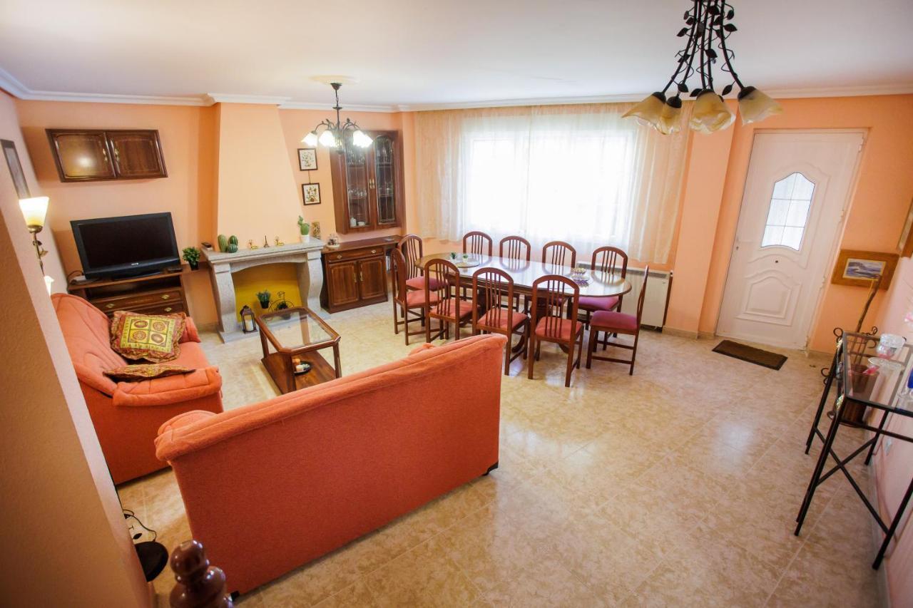 El Hogar Del Herrero Ahigal de los Aceiteros 外观 照片